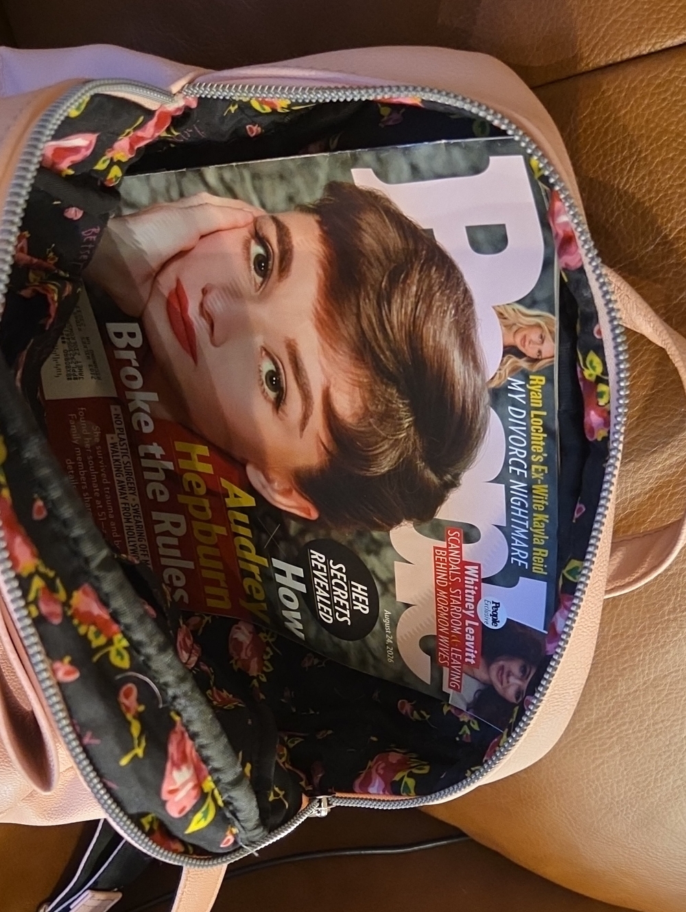 Betsey Johnson Pink Bow Front Backpack - Picture 17 of 17